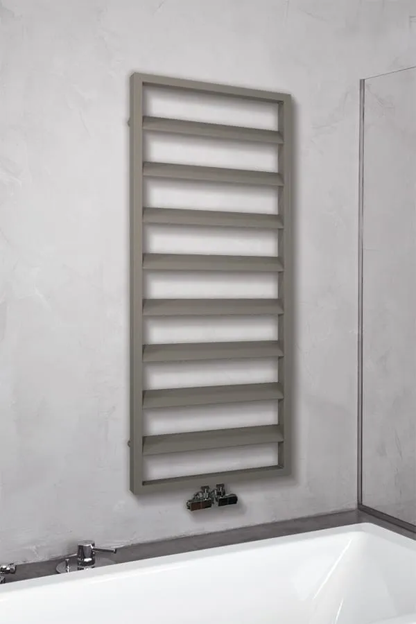 brem-crossframe-alis-one-radiateur-design-vertical image 1