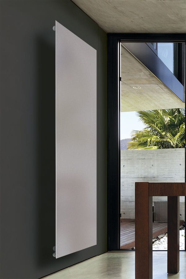 brem-panneaux-lamina-radiateur-design-salle-de-bain image 1