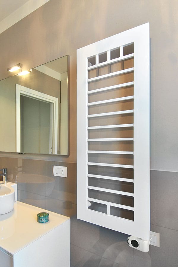 brem-crossframe-quar-radiateur-design-salle-de-bain image 3