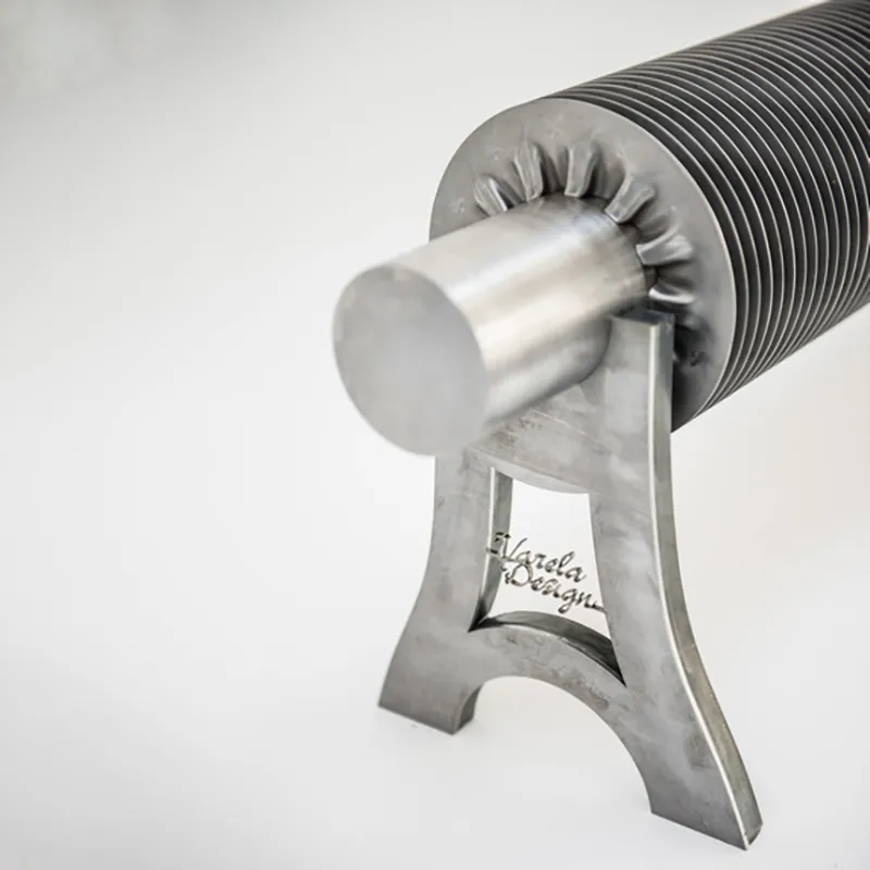 varela-design-vd4675-radiateur-ailette-paris-2000w image 1
