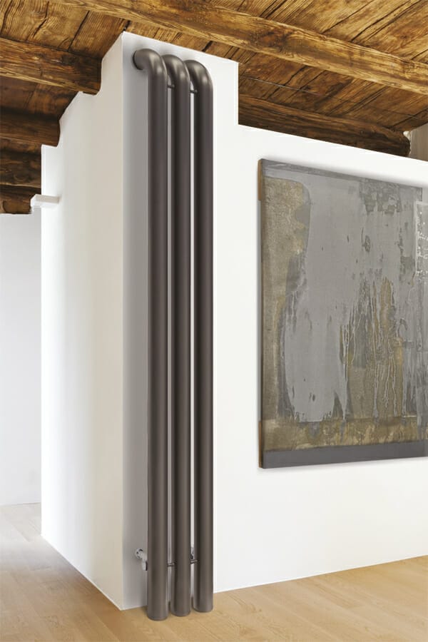 brem-tubesdesign-chem-radiateur-design-salle-de-bain-acier image 2